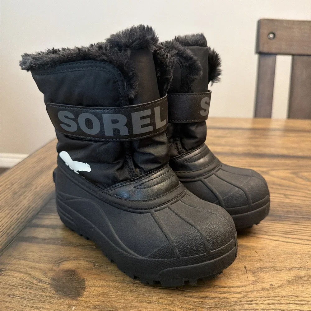 Sorel kids Comander Snow boots -Black - size 12 - New In Box …G2